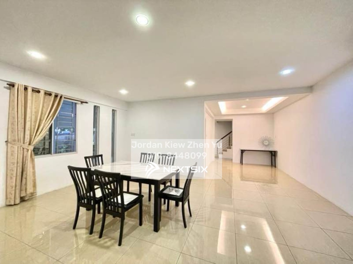 Semi-detached House For Sale in Kuching Sarawak - Image 7