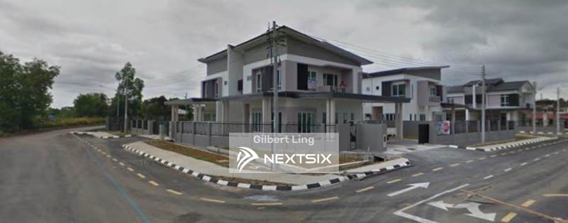 Semi-detached House For Sale in Kuching Sarawak - Image 6