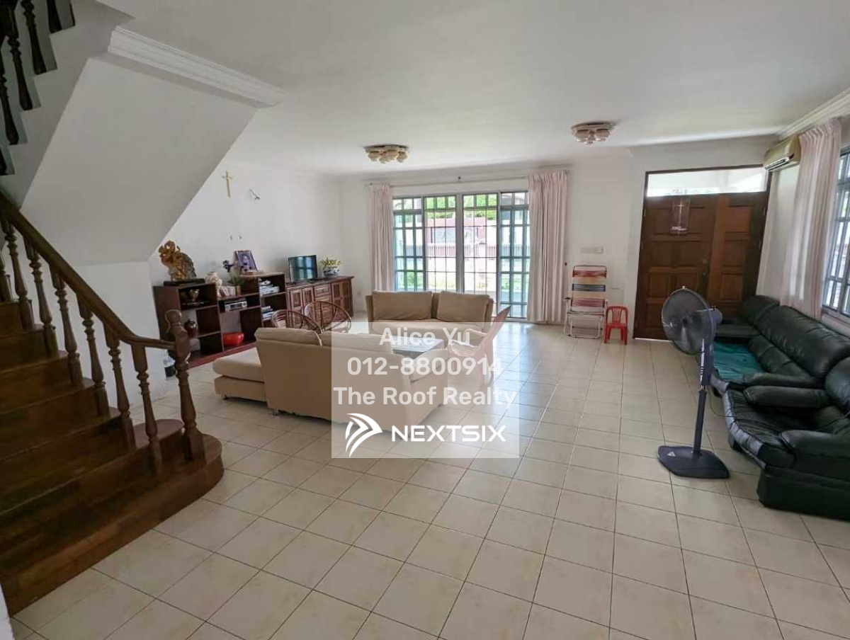 Semi-detached House For Sale in Sibu Sarawak