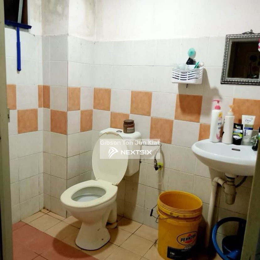Apartment For Sale in Kota Samarahan Sarawak - Image 5