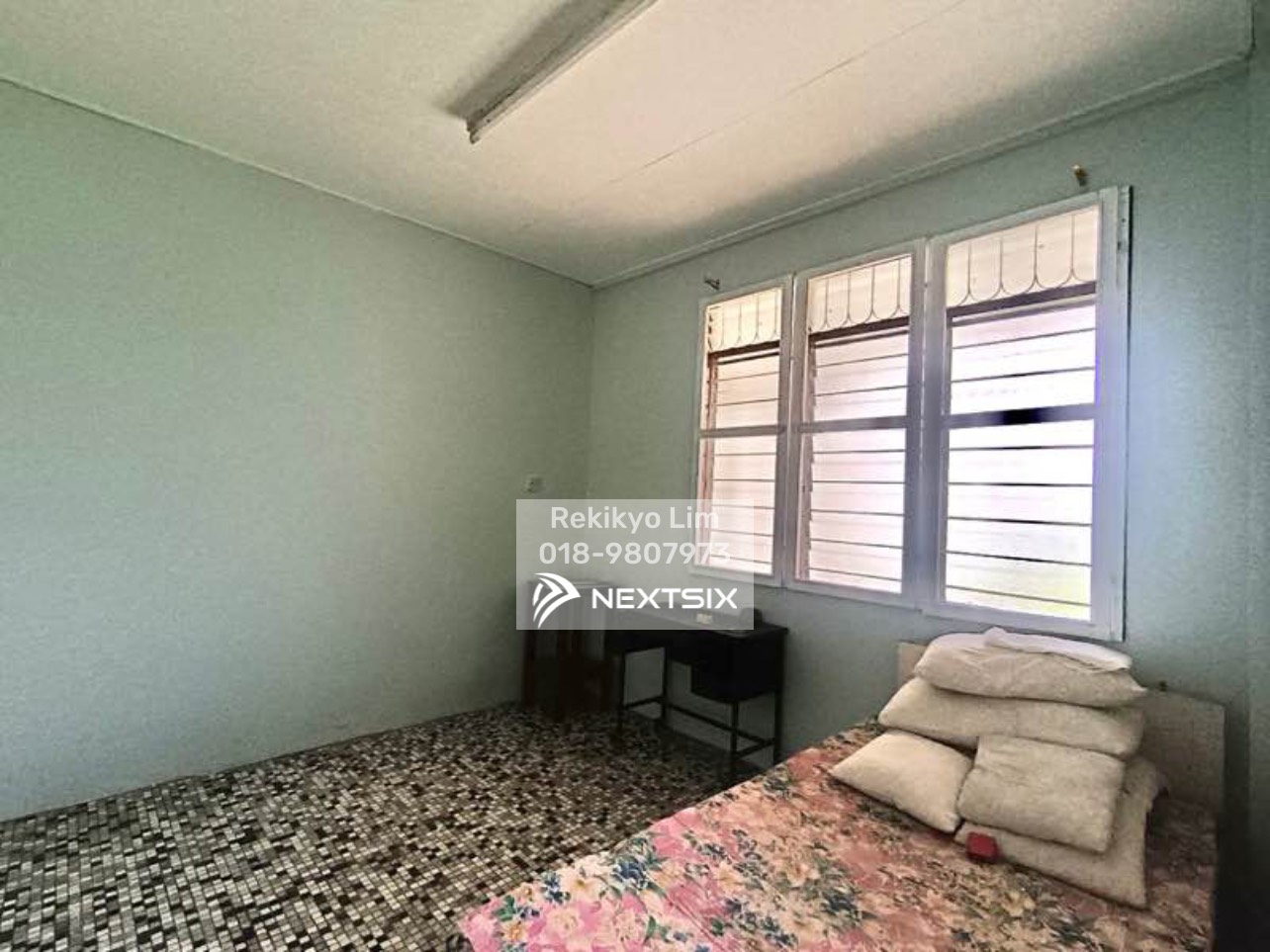 Semi-detached House For Rent in Kuching Sarawak - Image 8