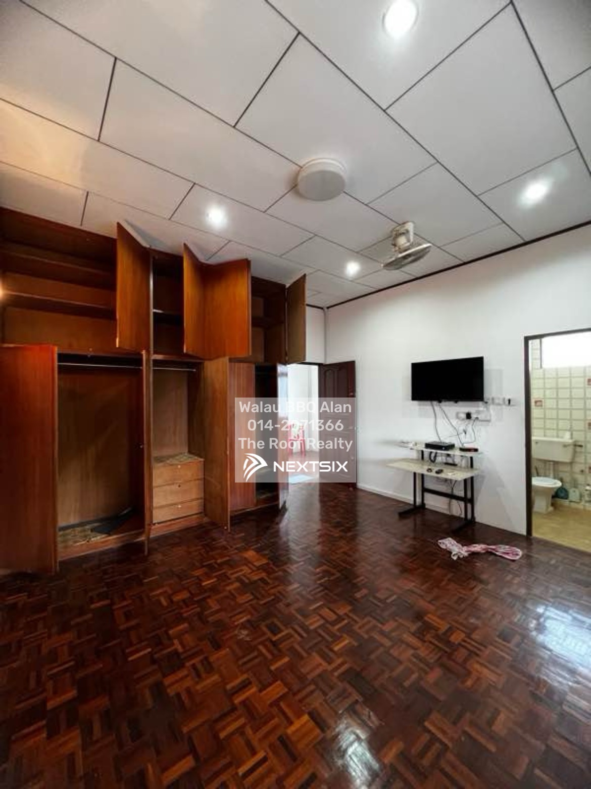 Semi-detached House For Sale in Kuching Sarawak - Image 6