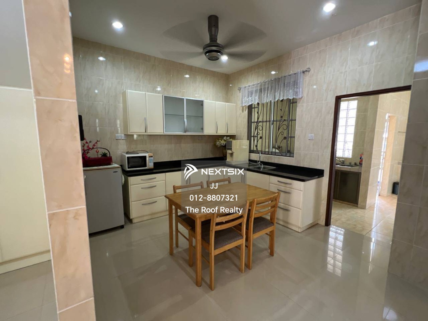 Semi-detached House For Sale in Kuching Sarawak - Image 8
