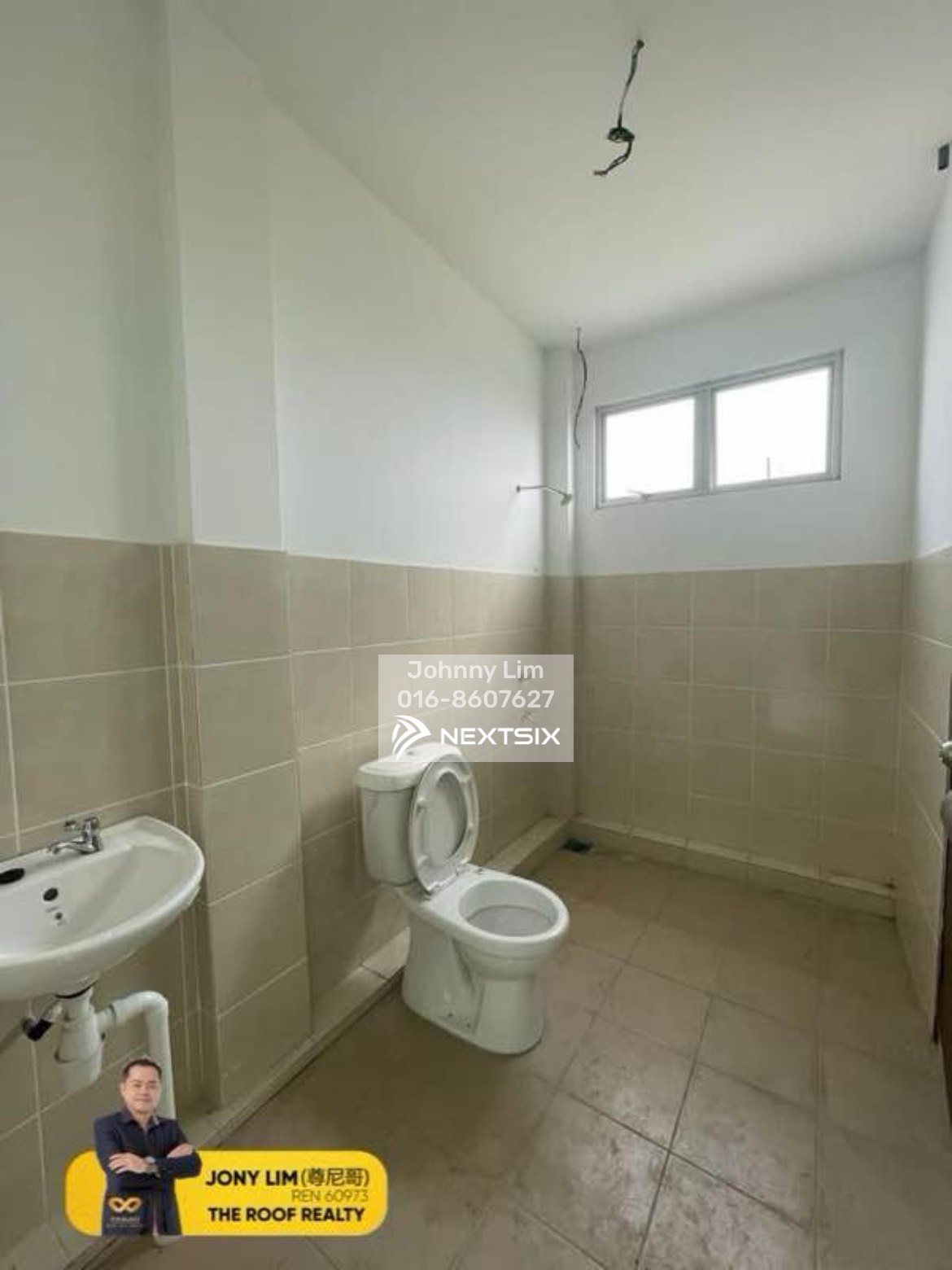 1.5-sty Terrace/Link House For Sale in Kuching Sarawak - Image 7