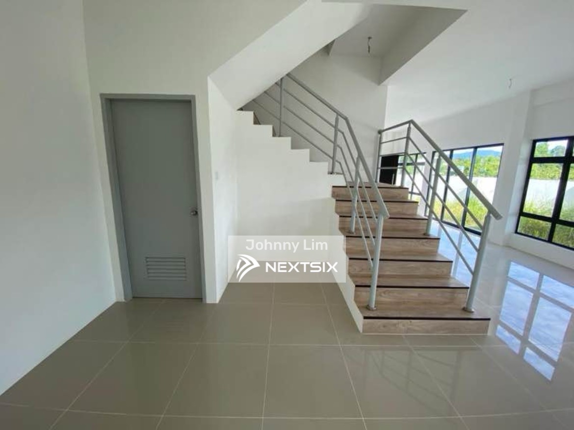 2-sty Terrace/Link House For Sale in Kuching Sarawak - Image 4