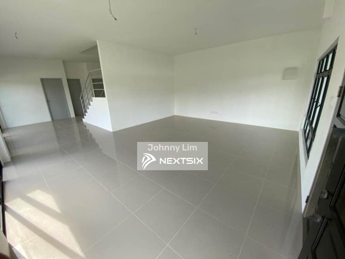 2-sty Terrace/Link House For Sale in Kuching Sarawak - Image 5