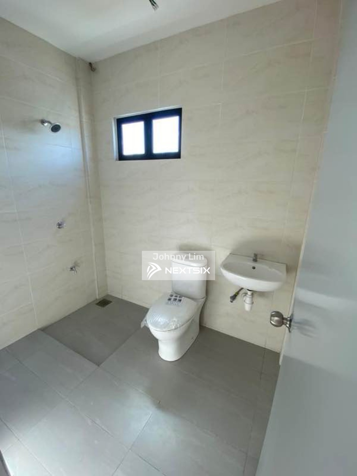 2-sty Terrace/Link House For Sale in Kuching Sarawak - Image 6