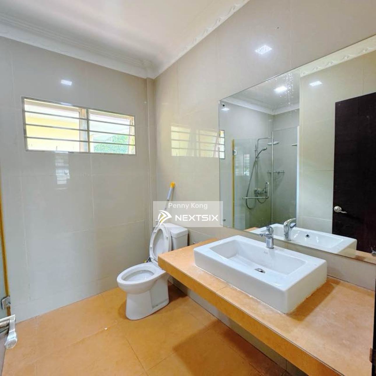 Semi-detached House For Rent in Miri Sarawak - Image 7