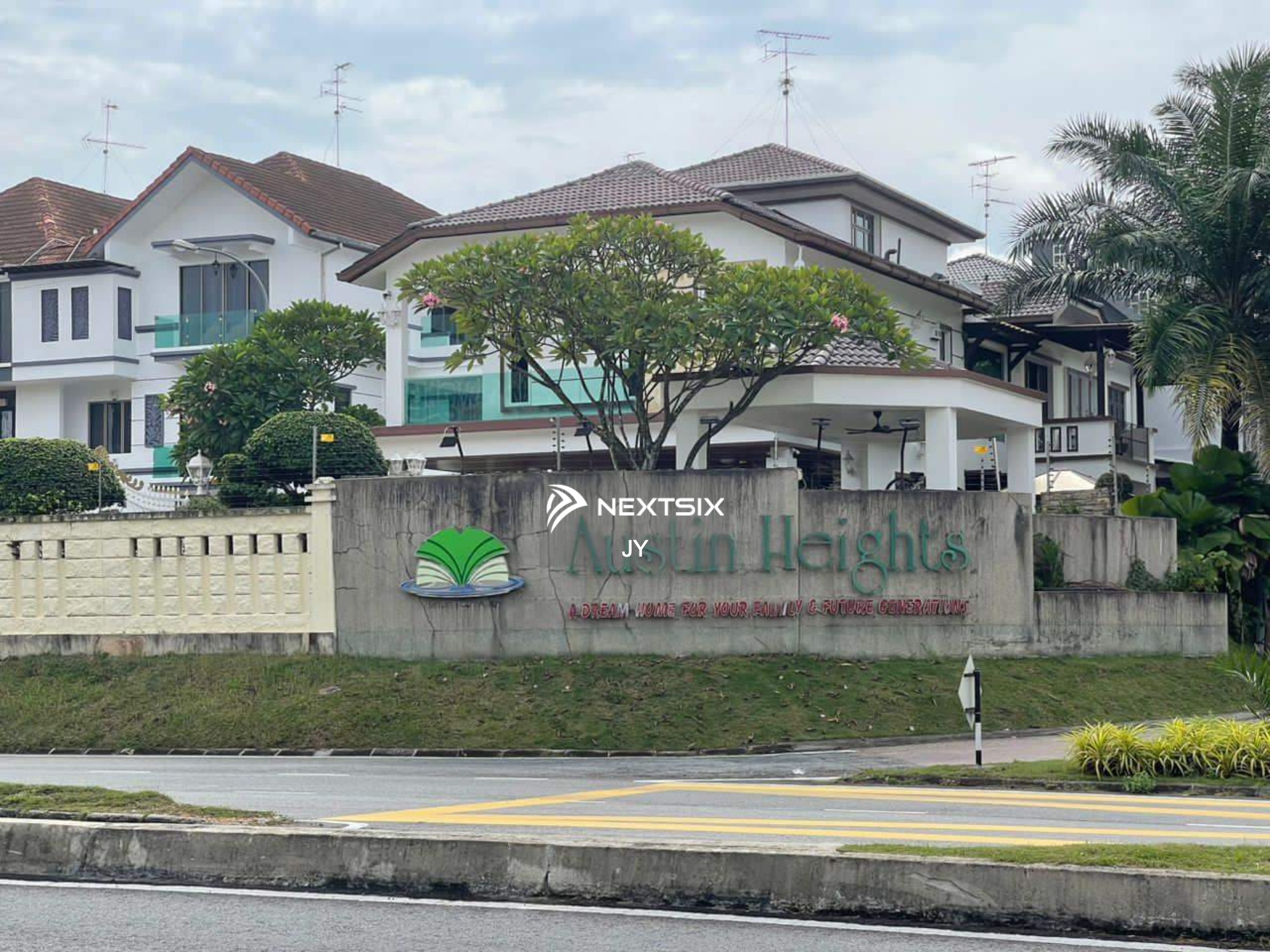 Semi-detached House For Sale in Johor Bahru Johor