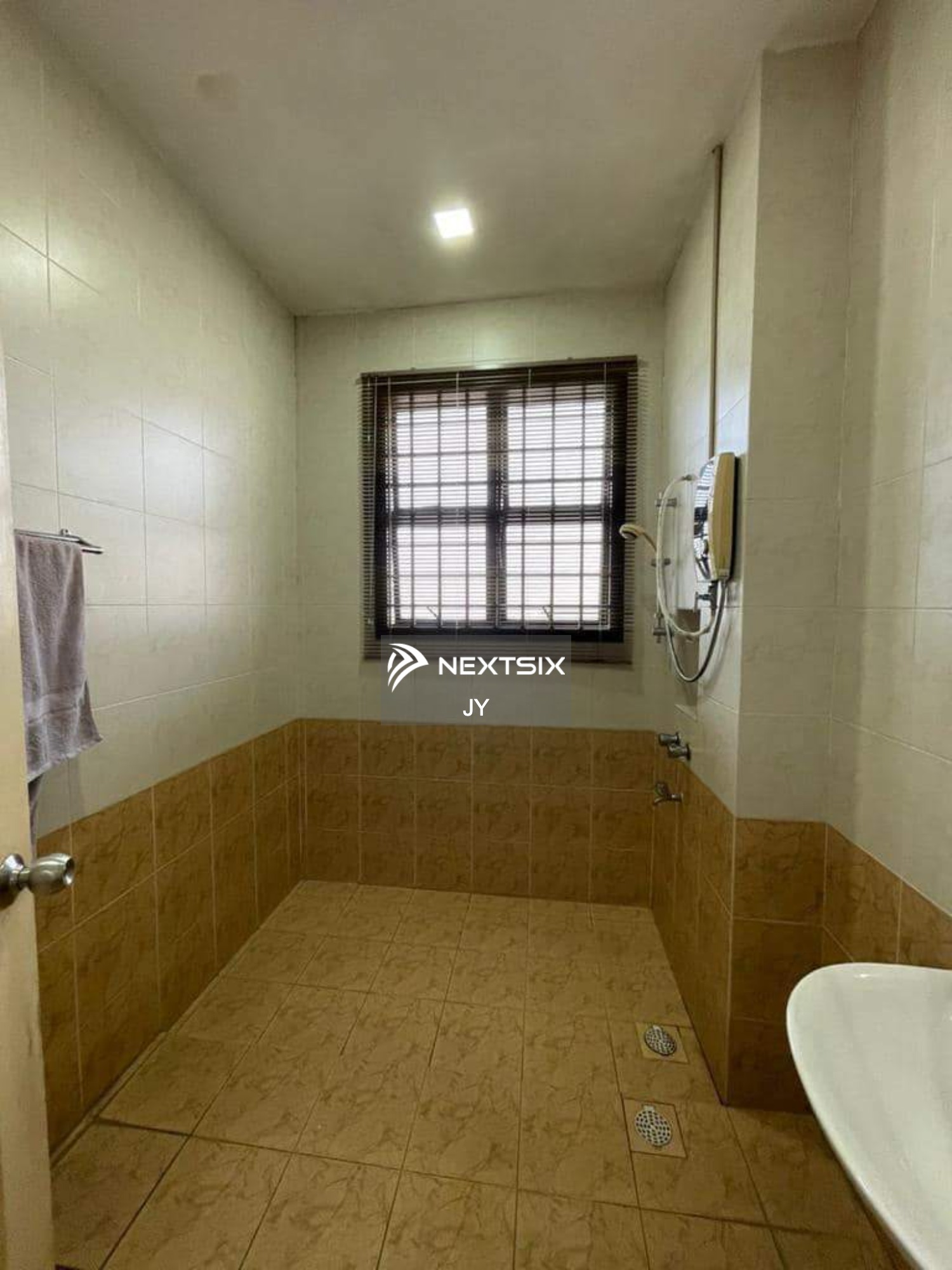 Semi-detached House For Sale in Johor Bahru Johor - Image 11
