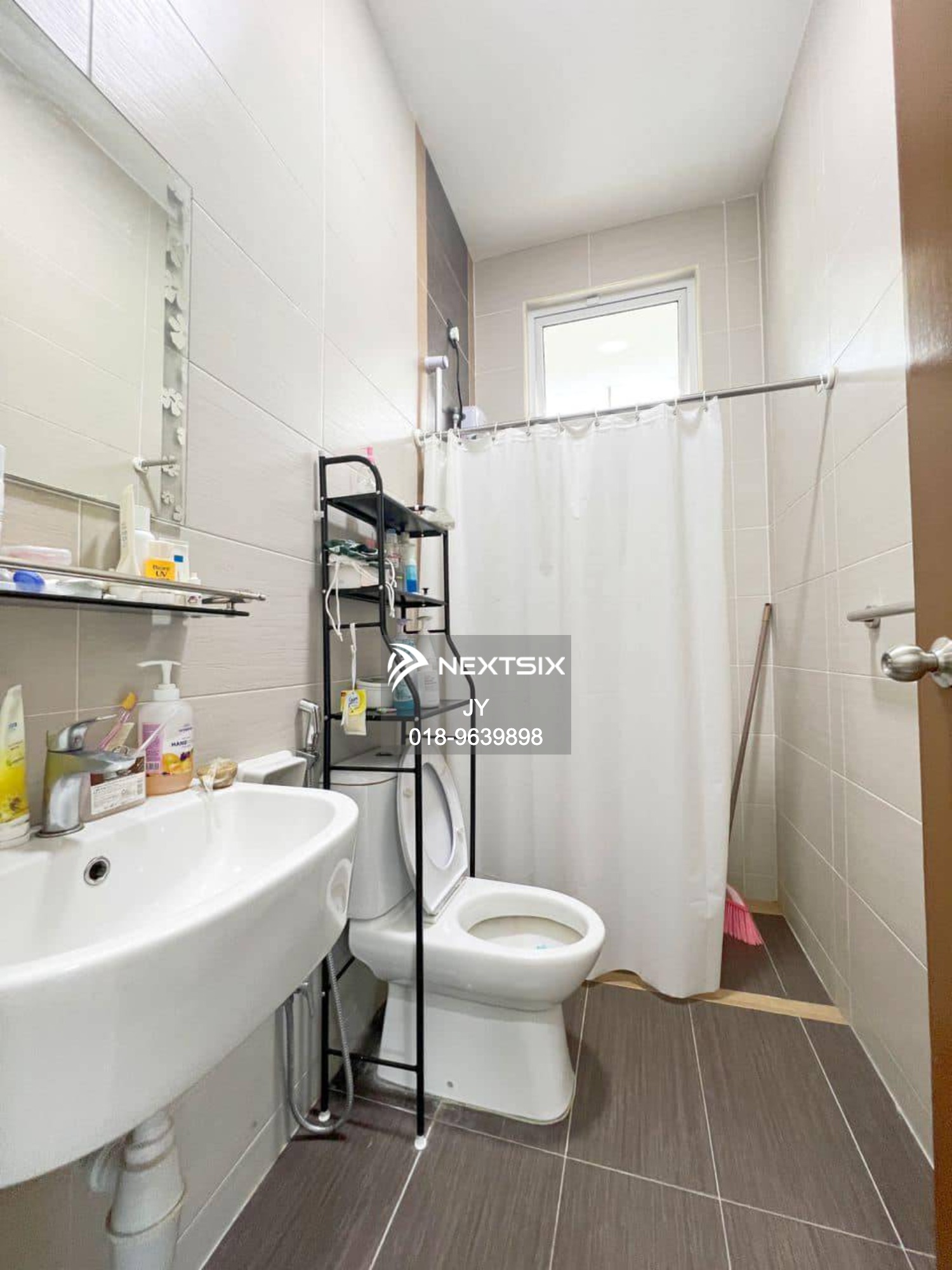 Semi-detached House For Sale in Johor Bahru Johor - Image 11