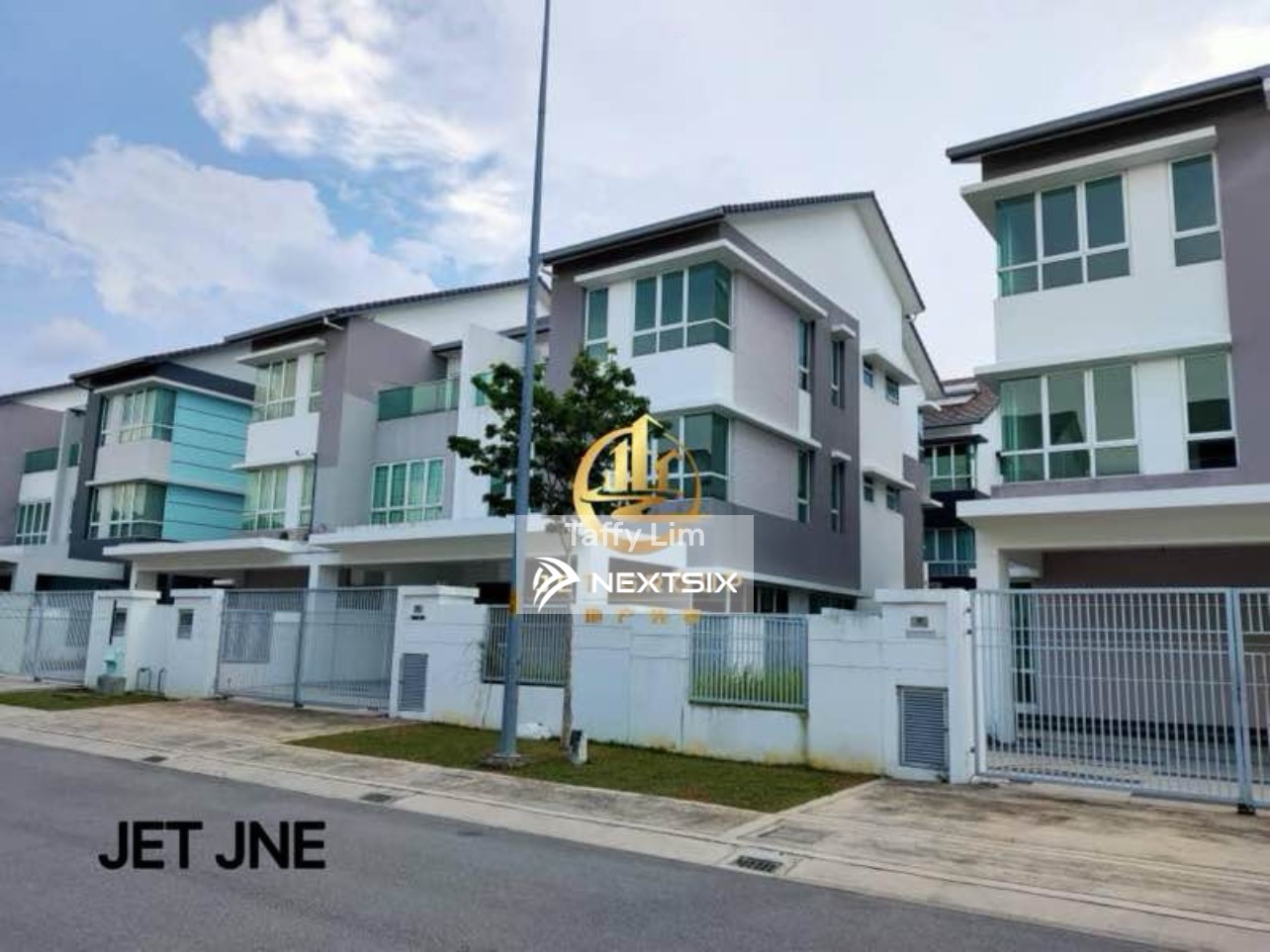 Semi-detached House For Rent in Ambang Botanic Selangor