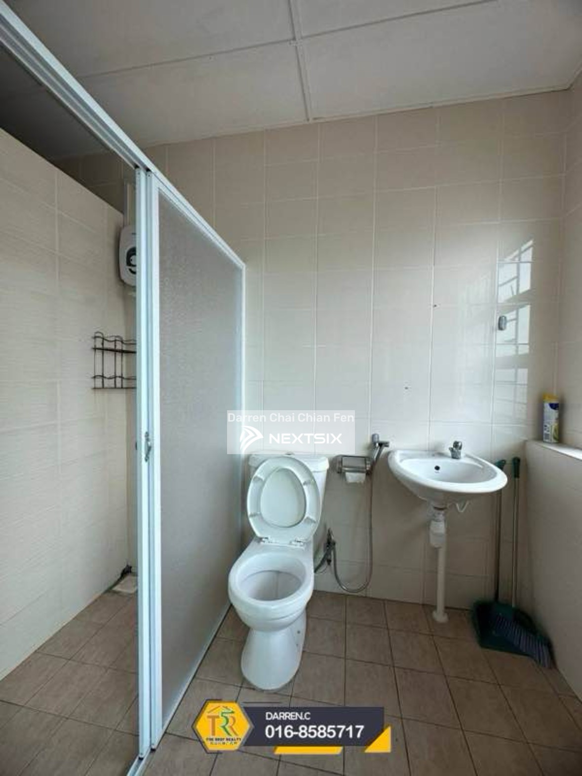 2-sty Terrace/Link House For Sale in Kuching Sarawak - Image 6