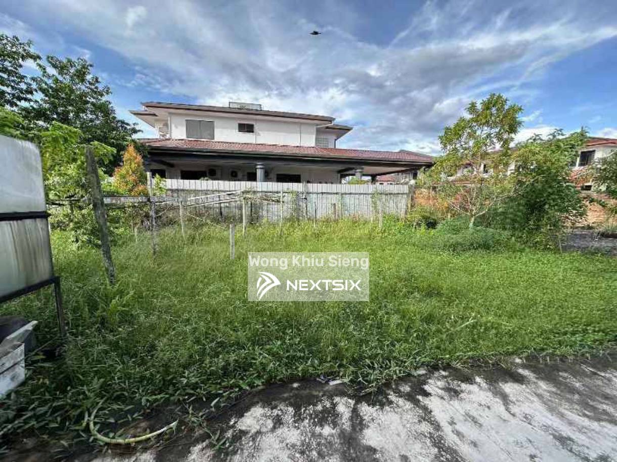 Semi-detached House For Sale in Sibu Sarawak - Image 3