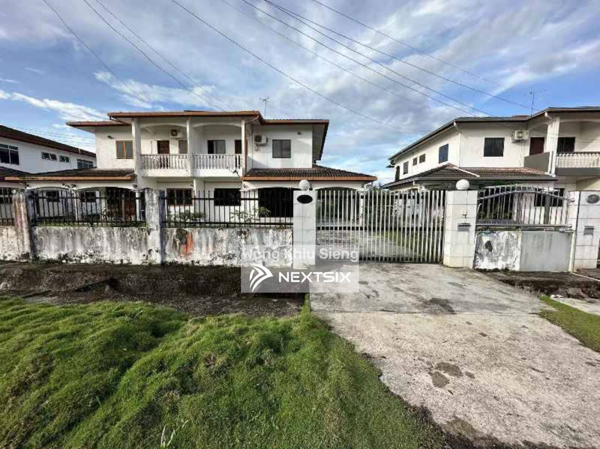 Semi-detached House For Sale in Sibu Sarawak - Image 7