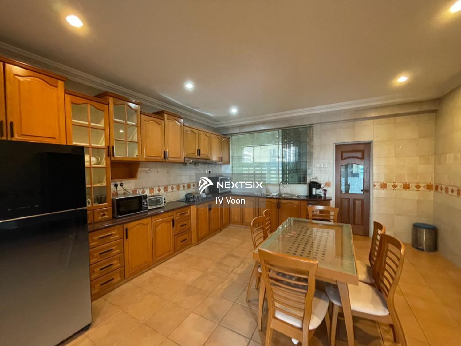 Condominium For Sale in Georgetown Penang - Image 10