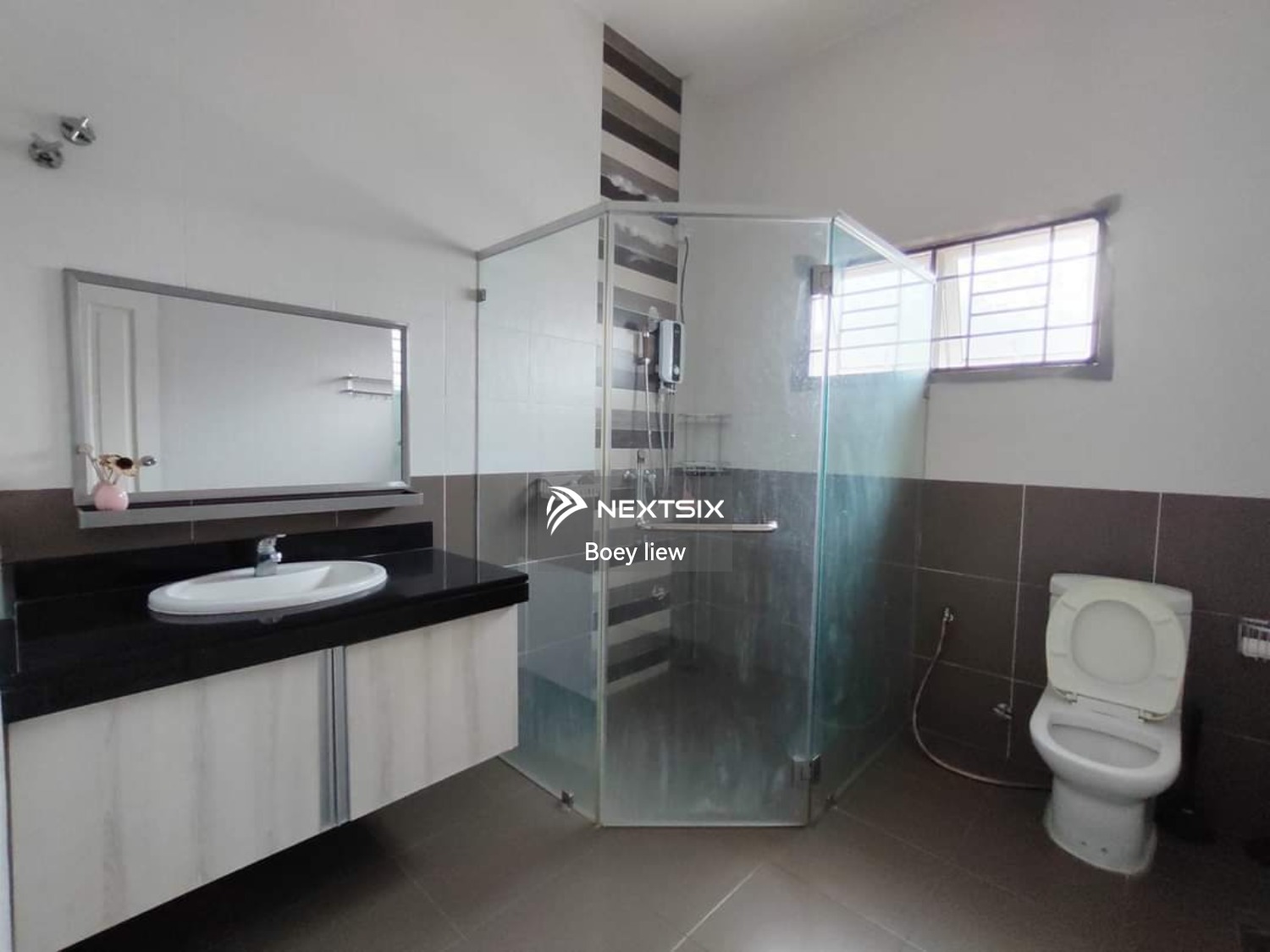 Bungalow For Sale in Ipoh Perak - Image 14