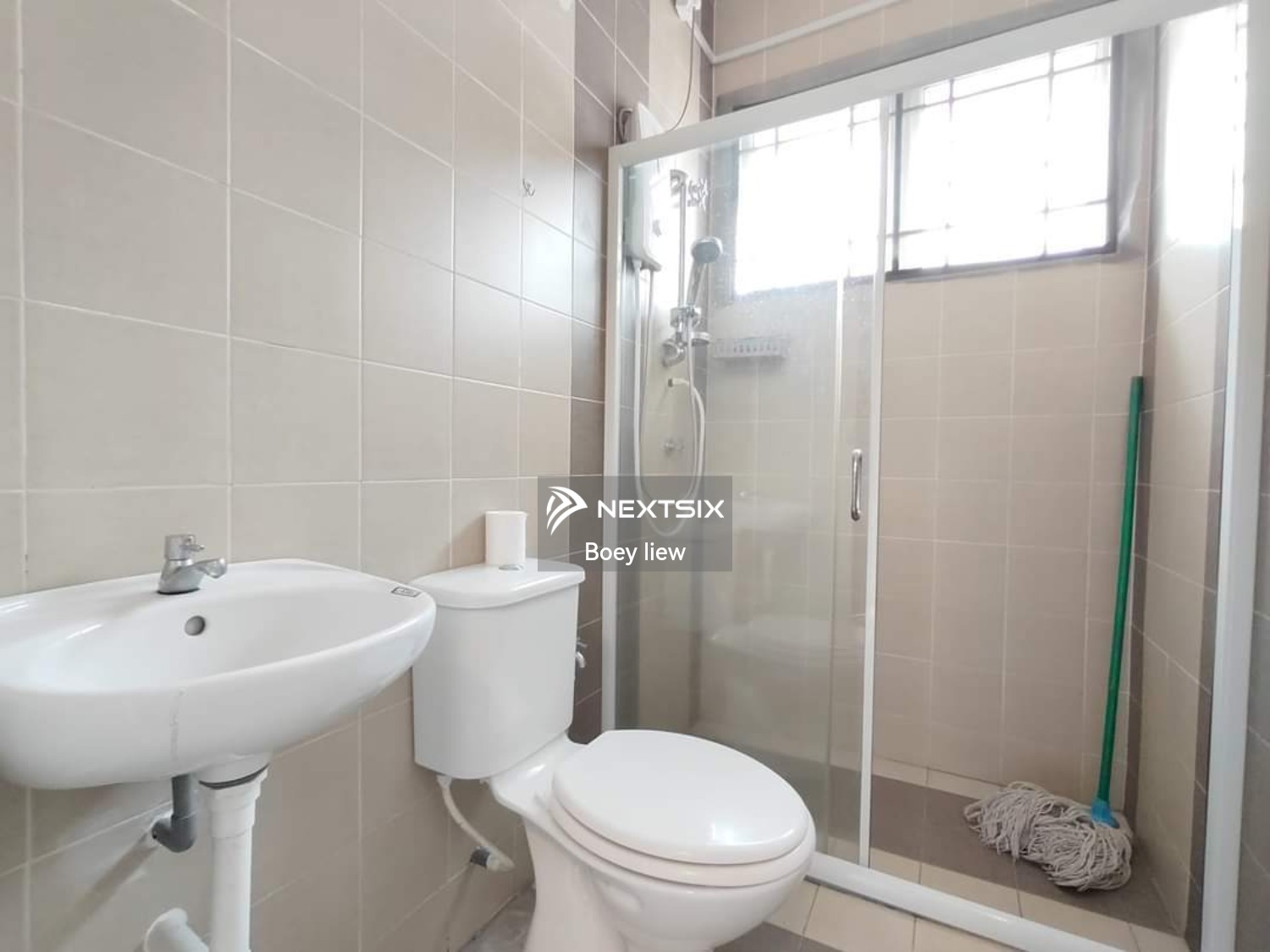 Bungalow For Sale in Ipoh Perak - Image 15