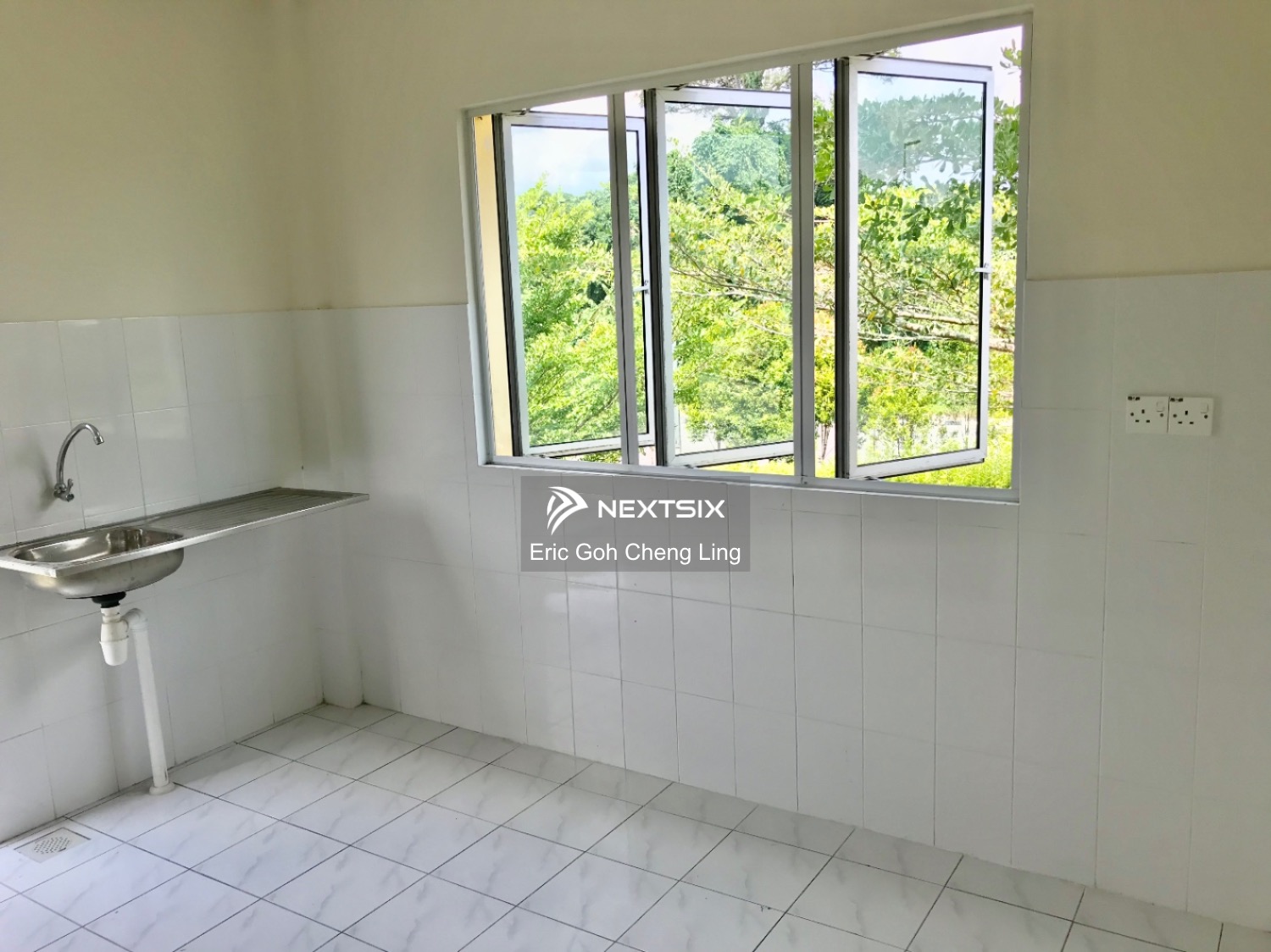 Townhouse For Sale in Kota Samarahan Sarawak - Image 7