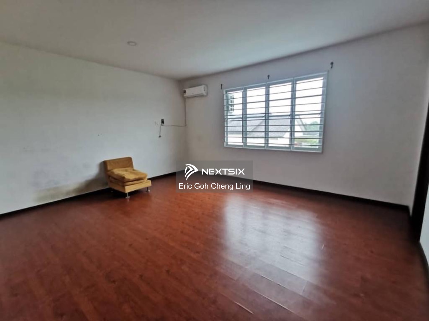 Semi-detached House For Sale in Kota Samarahan Sarawak - Image 9