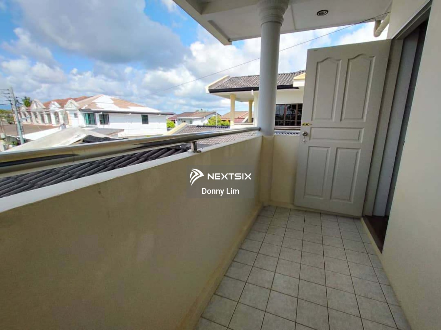 Semi-detached House For Sale in Kuching Sarawak