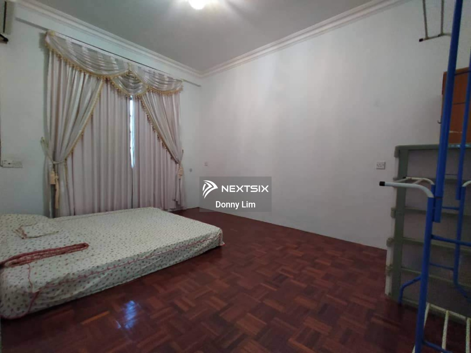 Semi-detached House For Sale in Kuching Sarawak - Image 6