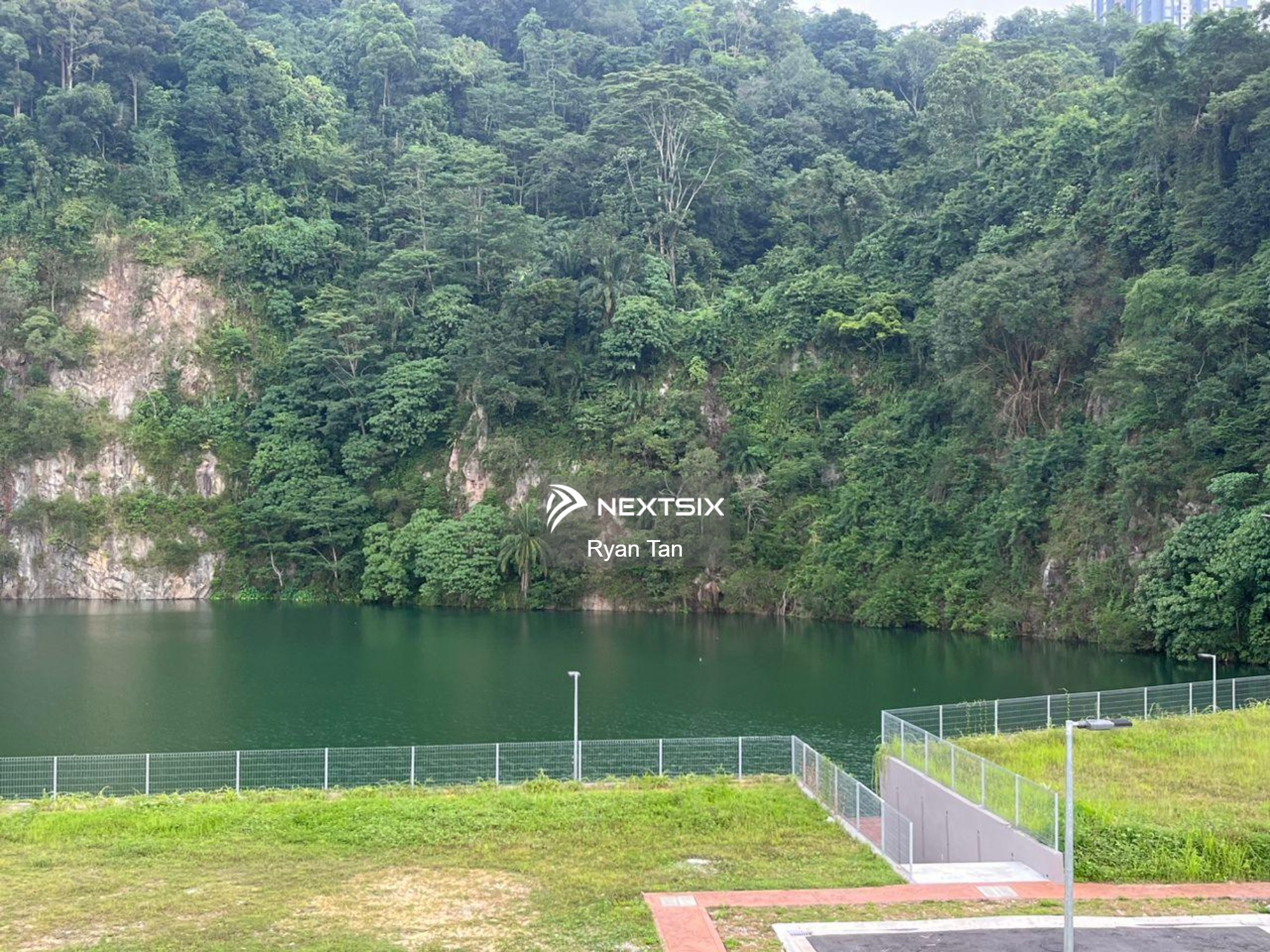 Bungalow For Sale in Damansara Perdana Selangor - Image 15