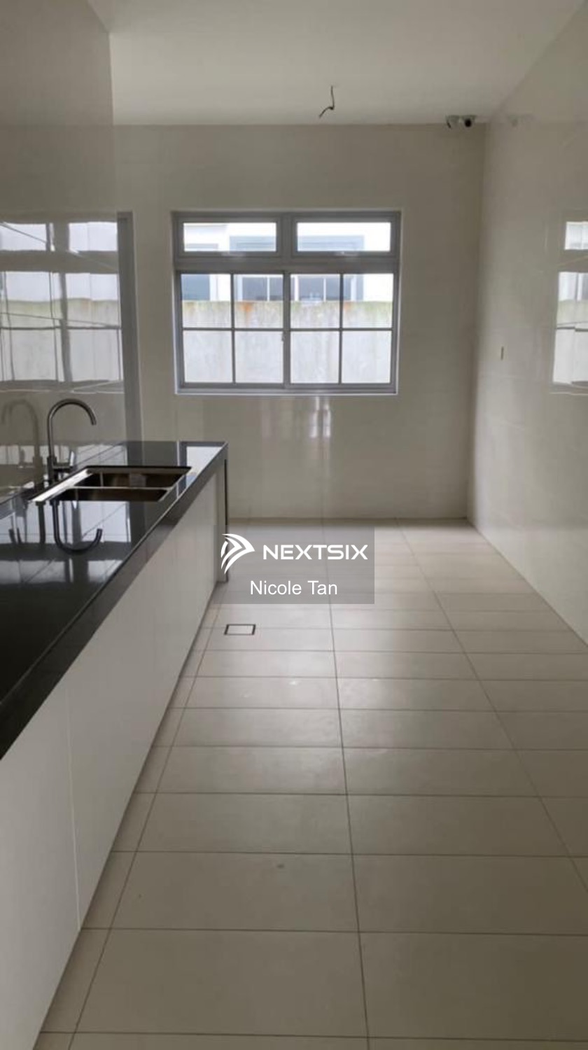 Semi-detached House For Sale in Johor Bahru Johor - Image 3