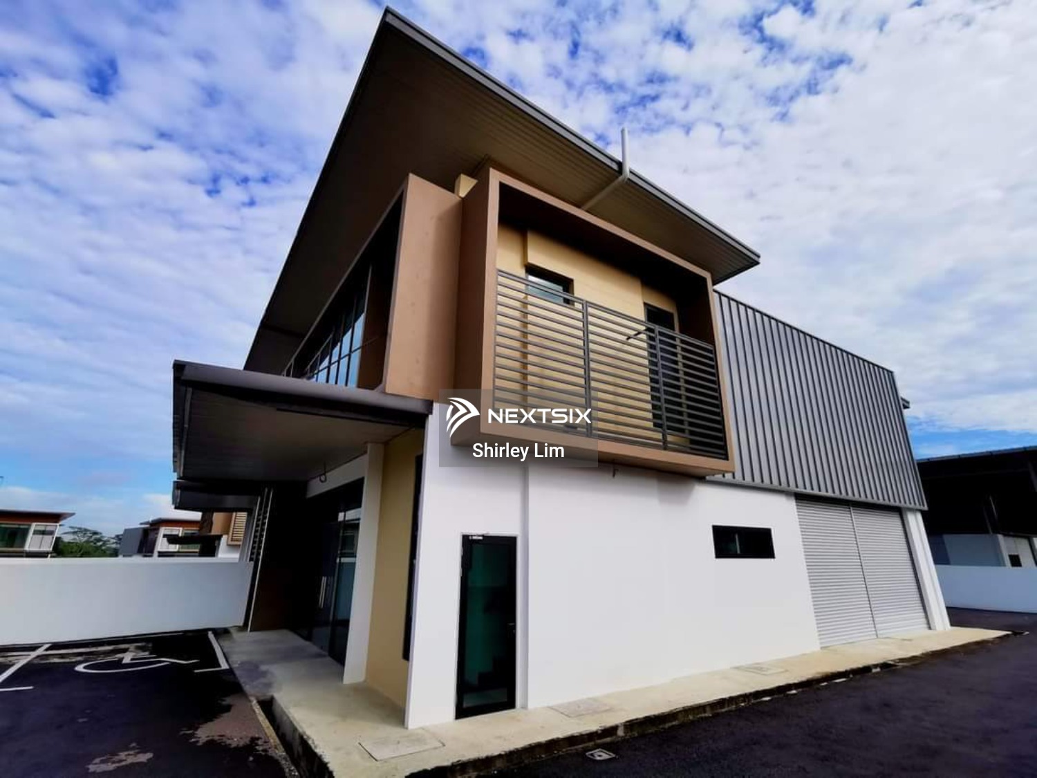 Semi-D Factory For Sale in Kuching Sarawak