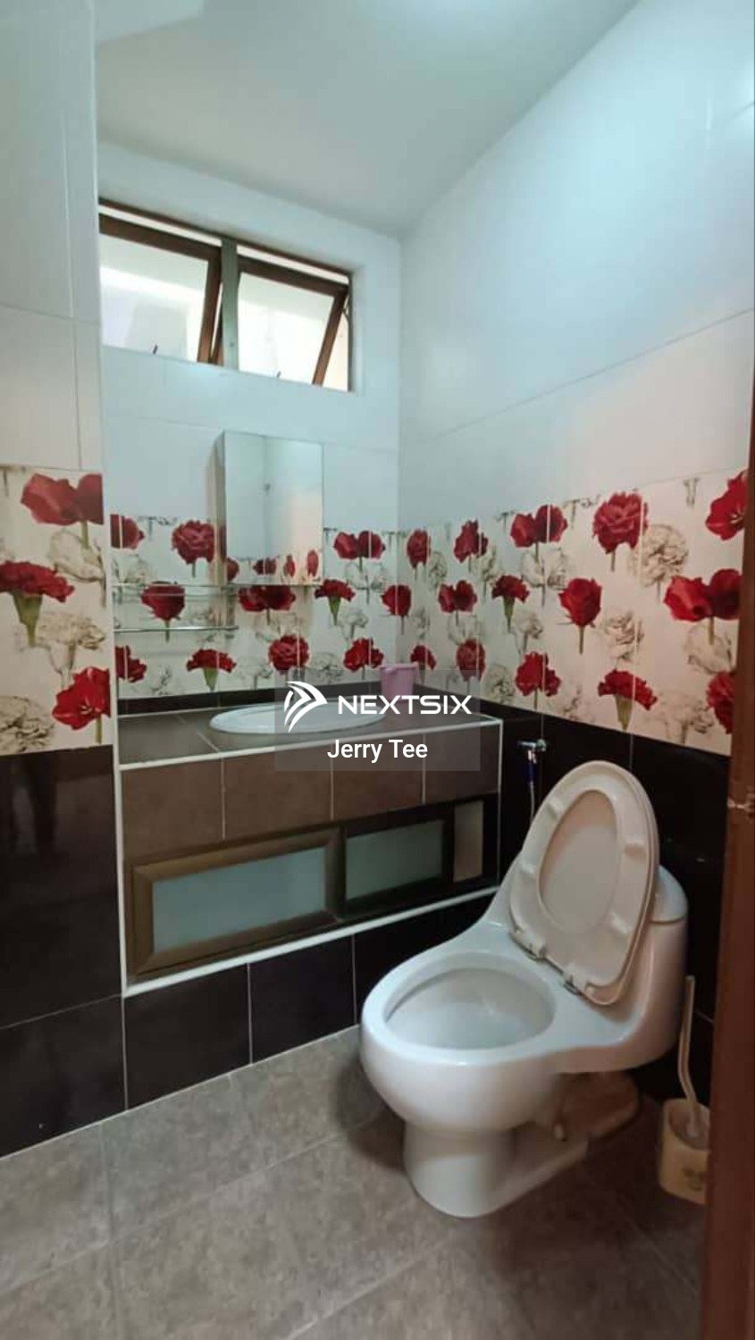 2-sty Terrace/Link House For Sale in Setia Tropika Johor - Image 9