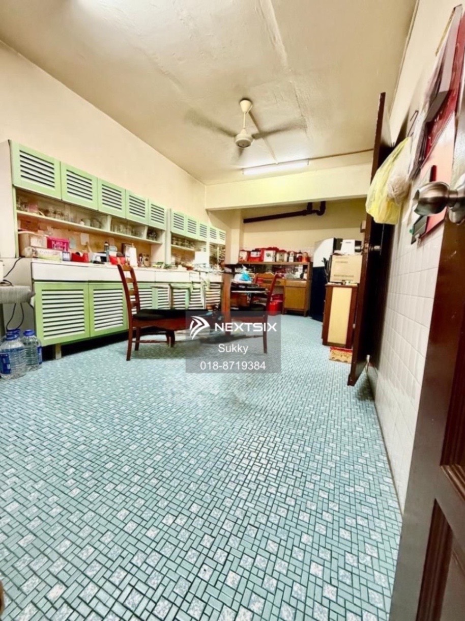 Semi-detached House For Sale in Johor Bahru Johor - Image 2