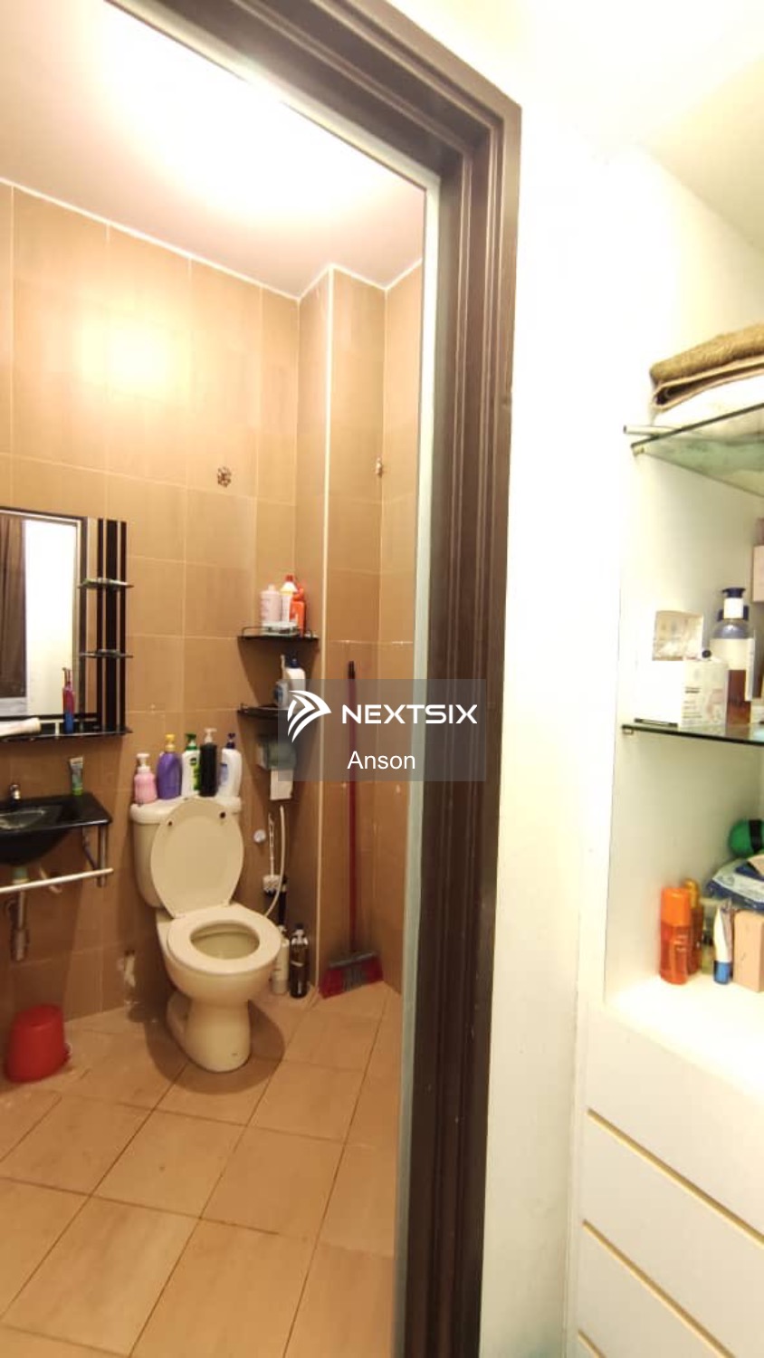 1-sty Terrace/Link House For Sale in Setia Indah Johor - Image 8