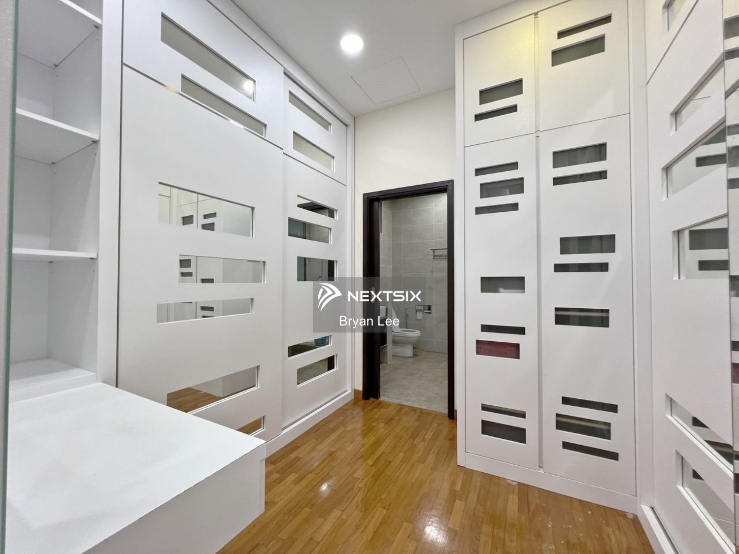 Semi-detached House For Sale in Johor Bahru Johor - Image 8