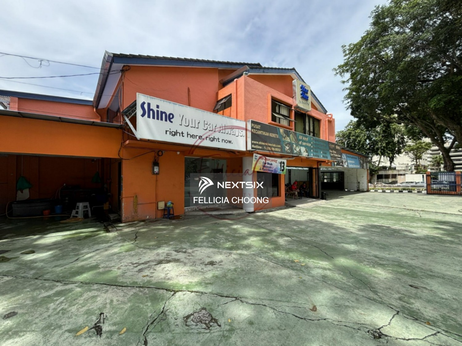 Commercial Semi-D For Rent in Tanjung Bungah Penang