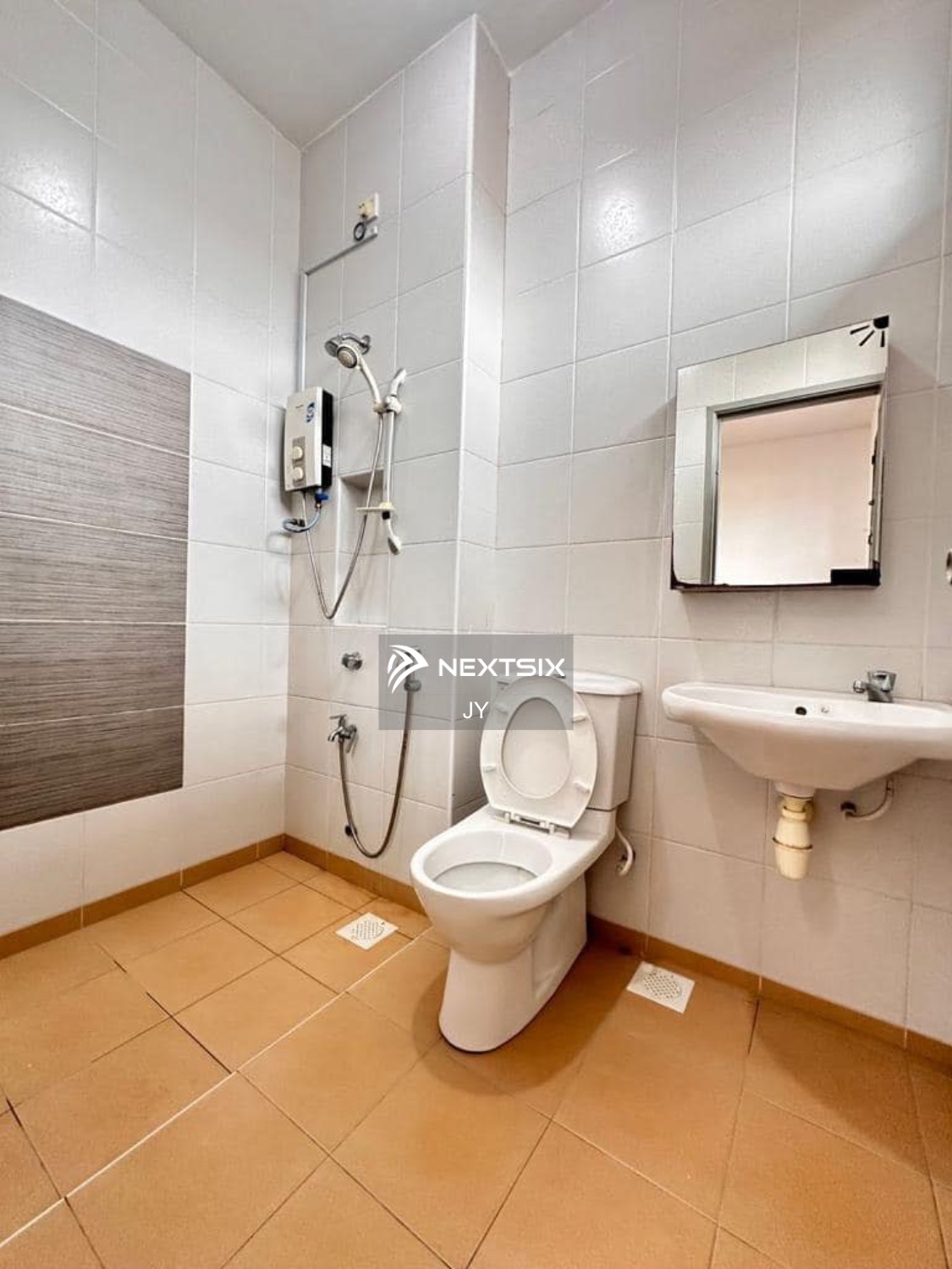 Semi-detached House For Sale in Skudai Johor - Image 14