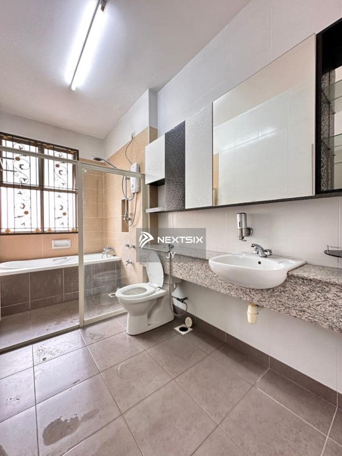 Semi-detached House For Sale in Skudai Johor - Image 7