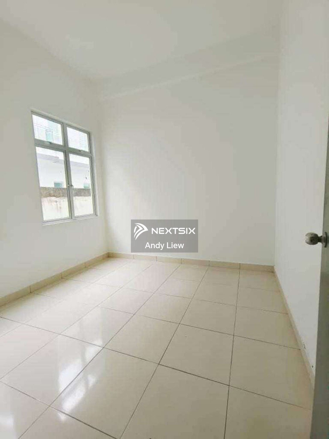 Semi-detached House For Sale in Kulai Johor - Image 7