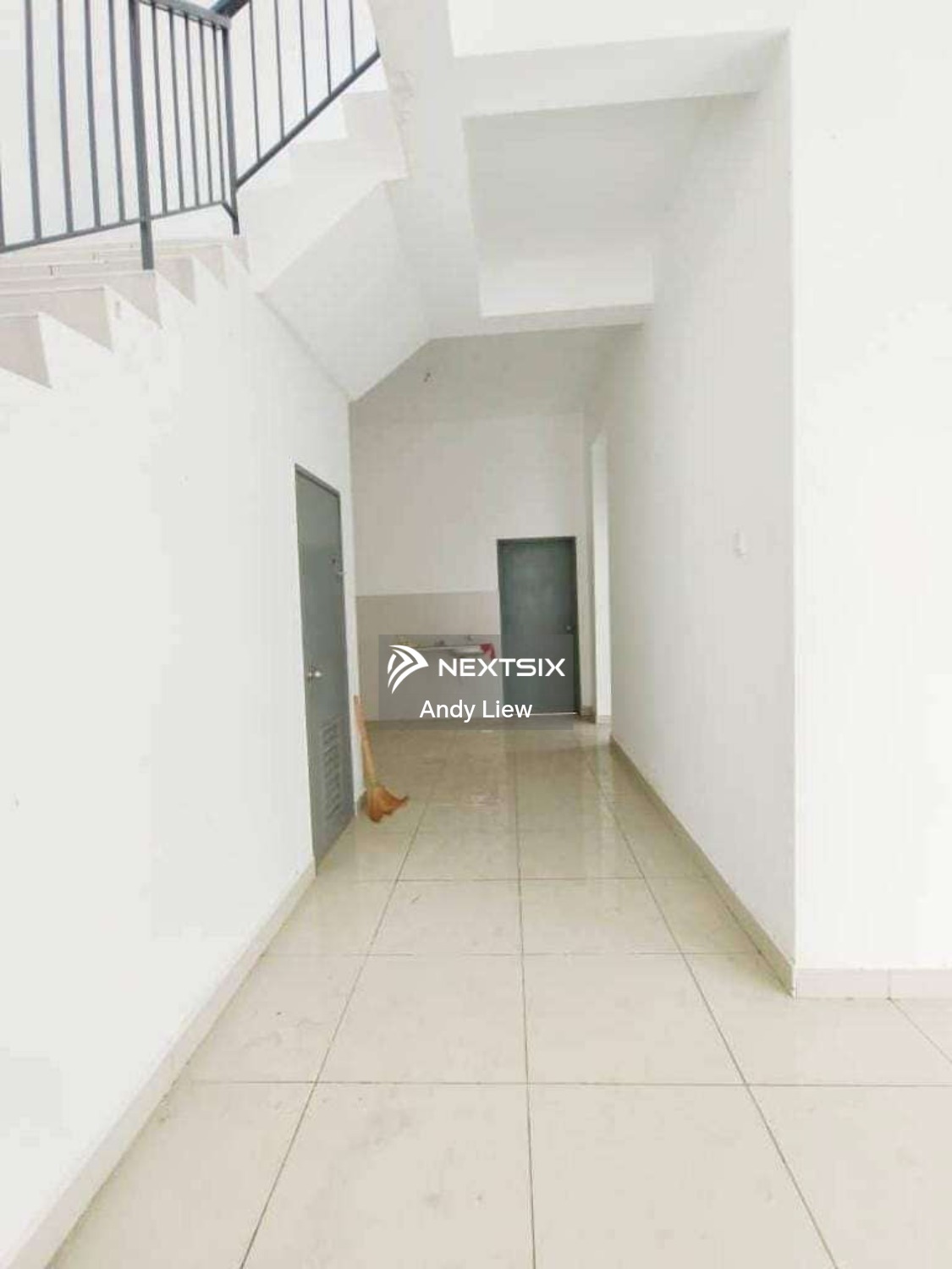 Semi-detached House For Sale in Kulai Johor - Image 9