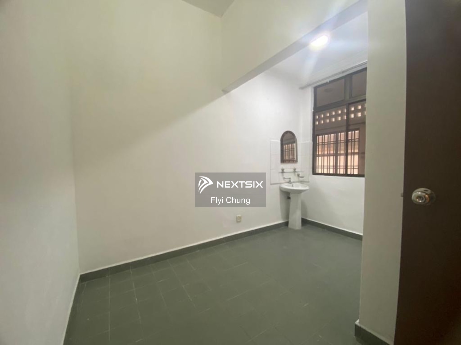 Semi-detached House For Sale in Perling Johor - Image 10