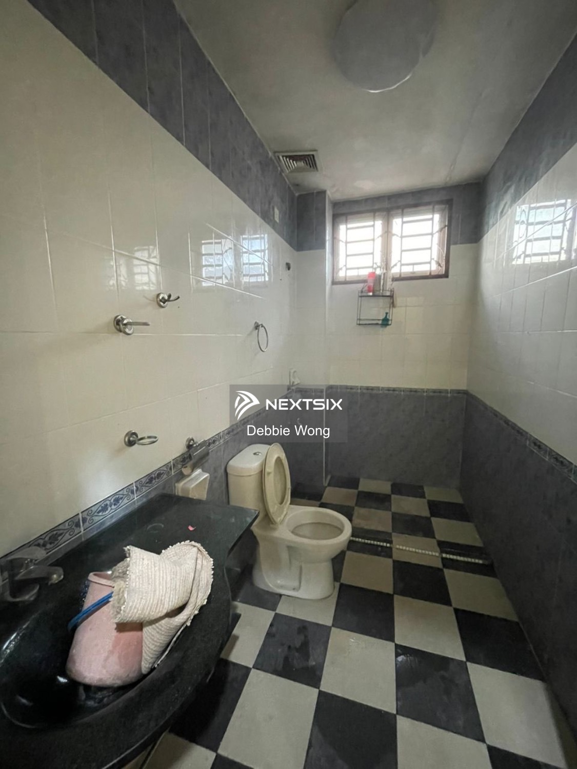 Semi-detached House For Sale in Kulai Johor - Image 7
