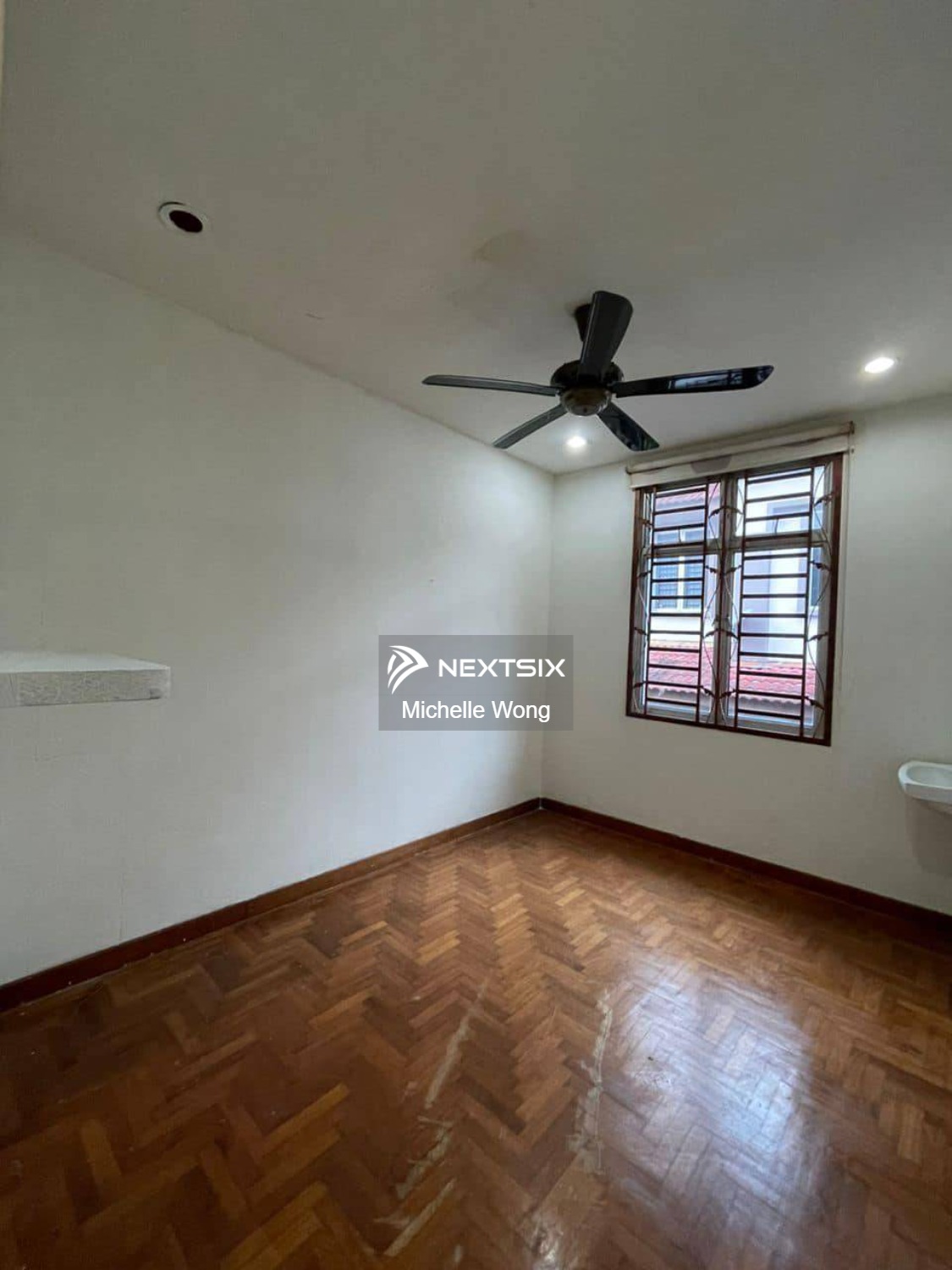 Semi-detached House For Sale in Kulai Johor - Image 9