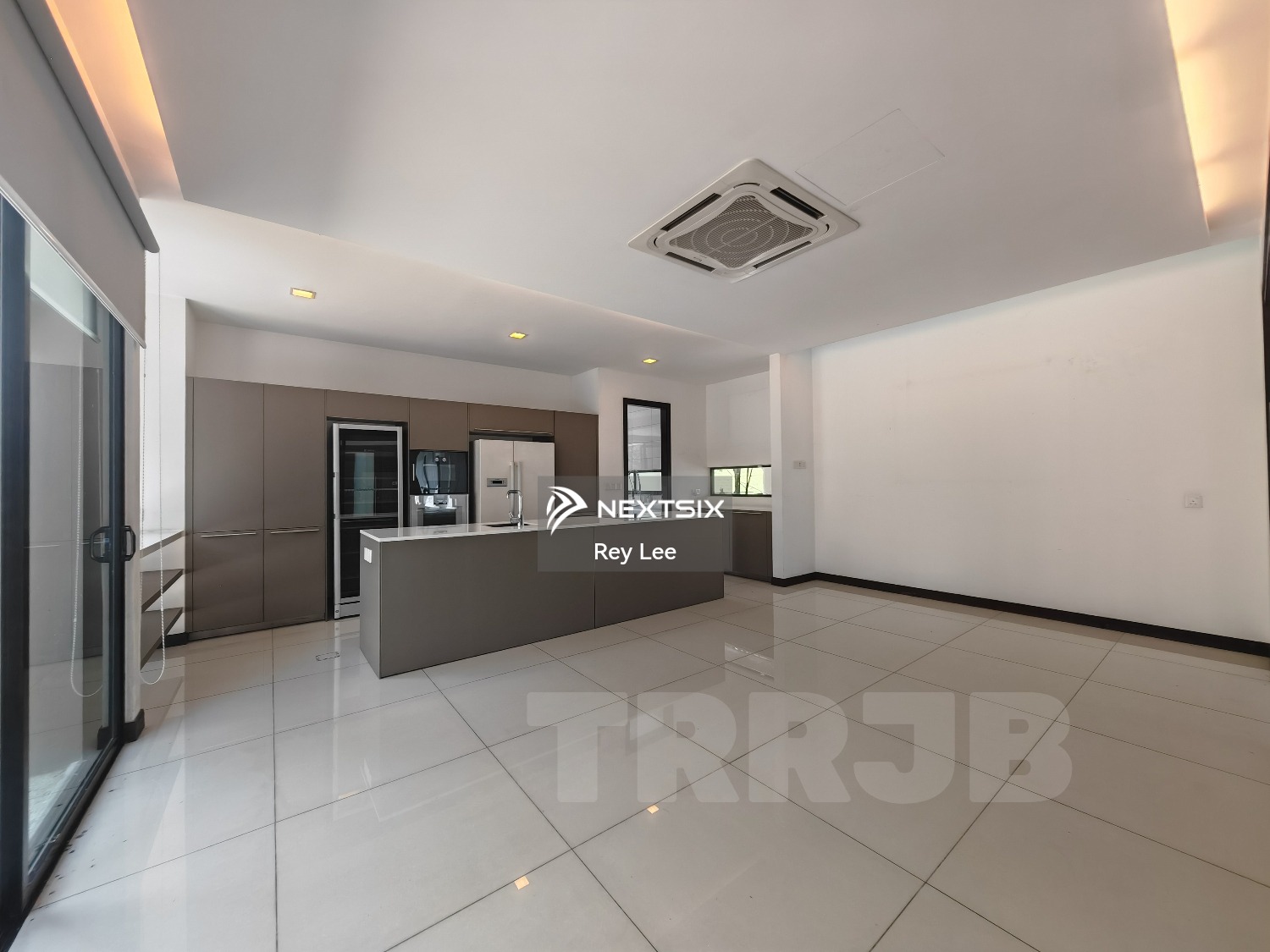 Villa For Sale in Gelang Patah Johor