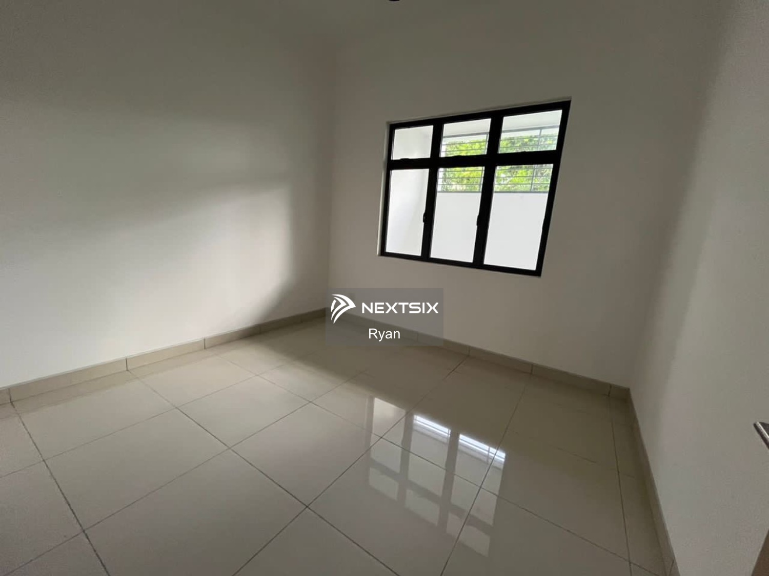 Semi-detached House For Sale in Tebrau Johor