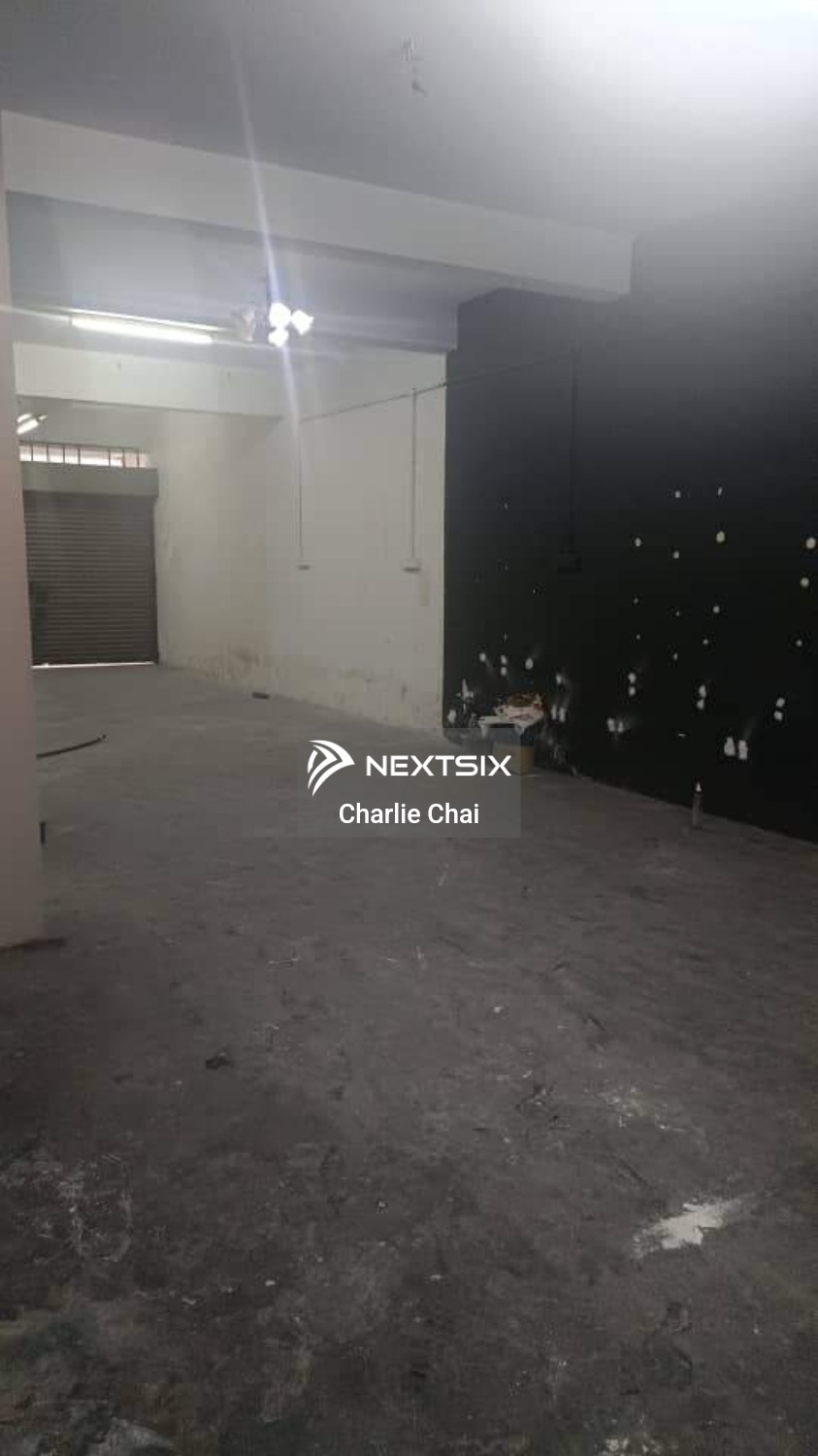 Shop For Sale in Skudai Johor