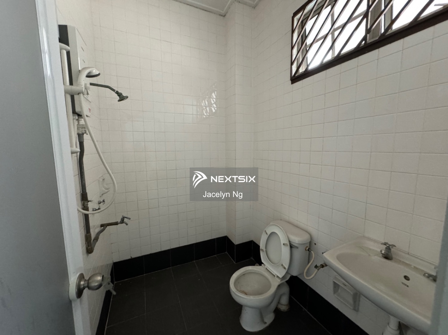 Semi-detached House For Sale in Johor Bahru Johor - Image 5