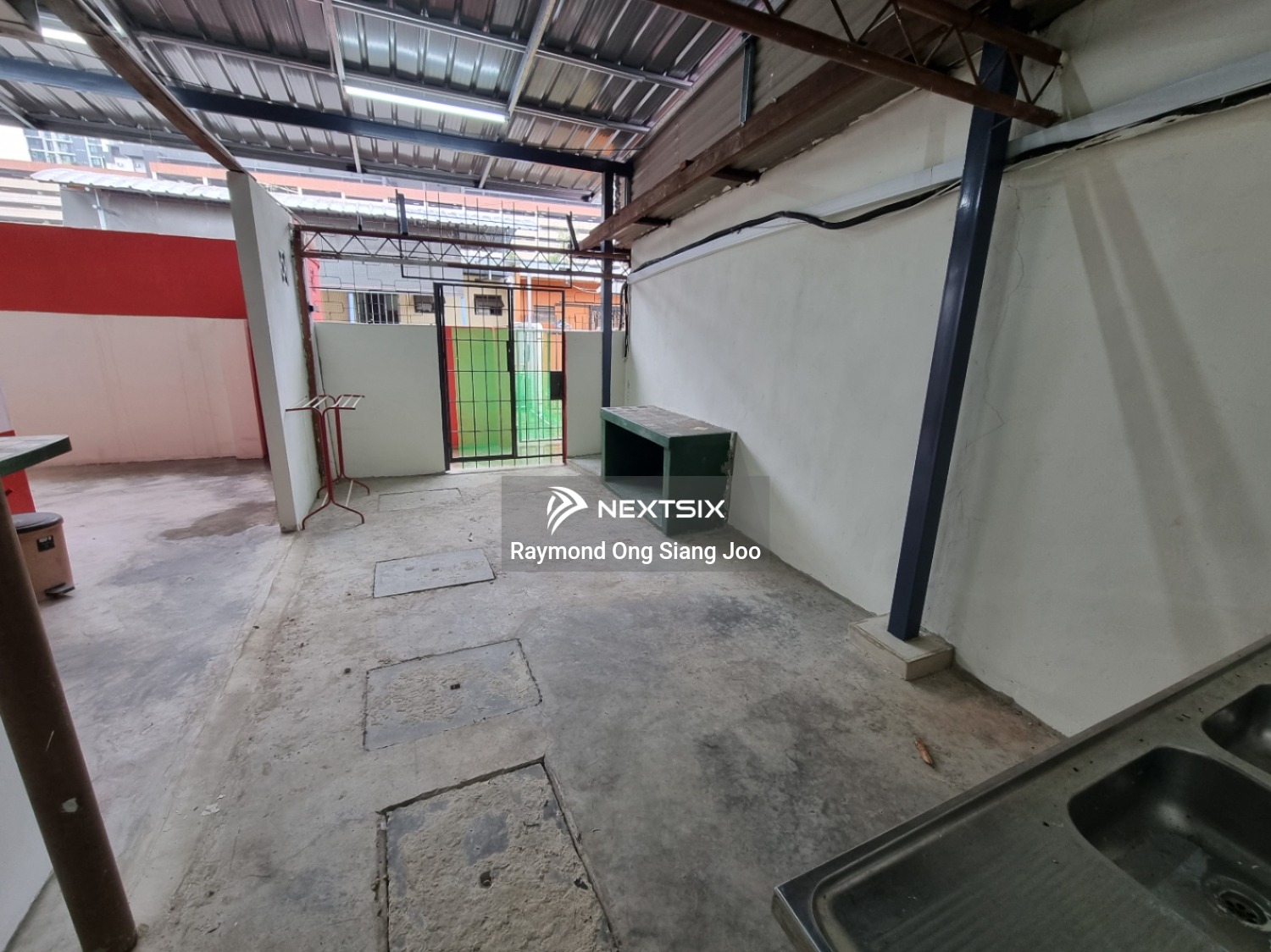 1-sty Terrace/Link House For Sale in Kuching Sarawak - Image 9