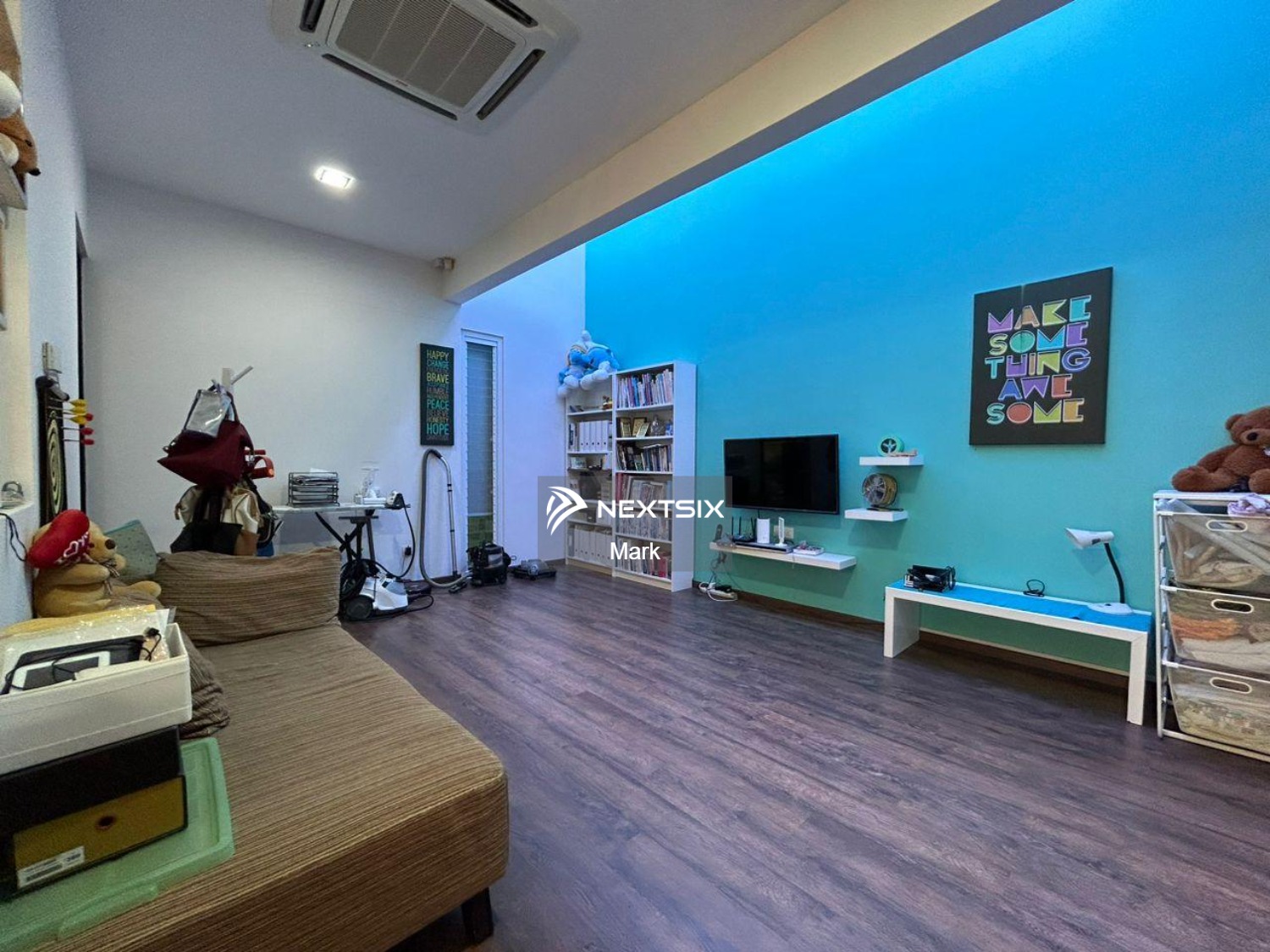 Semi-detached House For Sale in Kuching Sarawak - Image 10