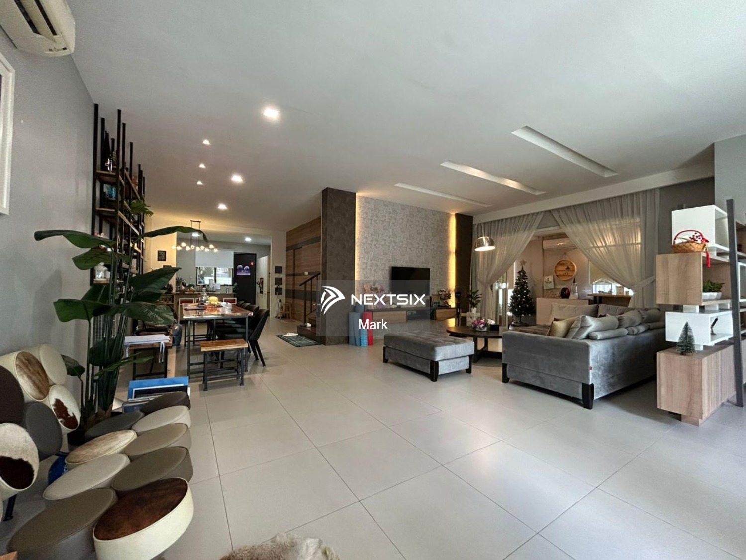 Semi-detached House For Sale in Kuching Sarawak - Image 12