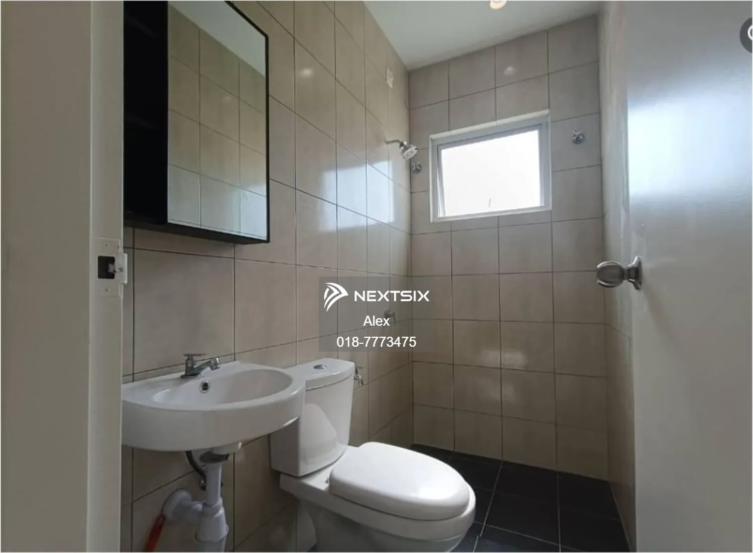 Bungalow For Sale in Kluang Johor - Image 6