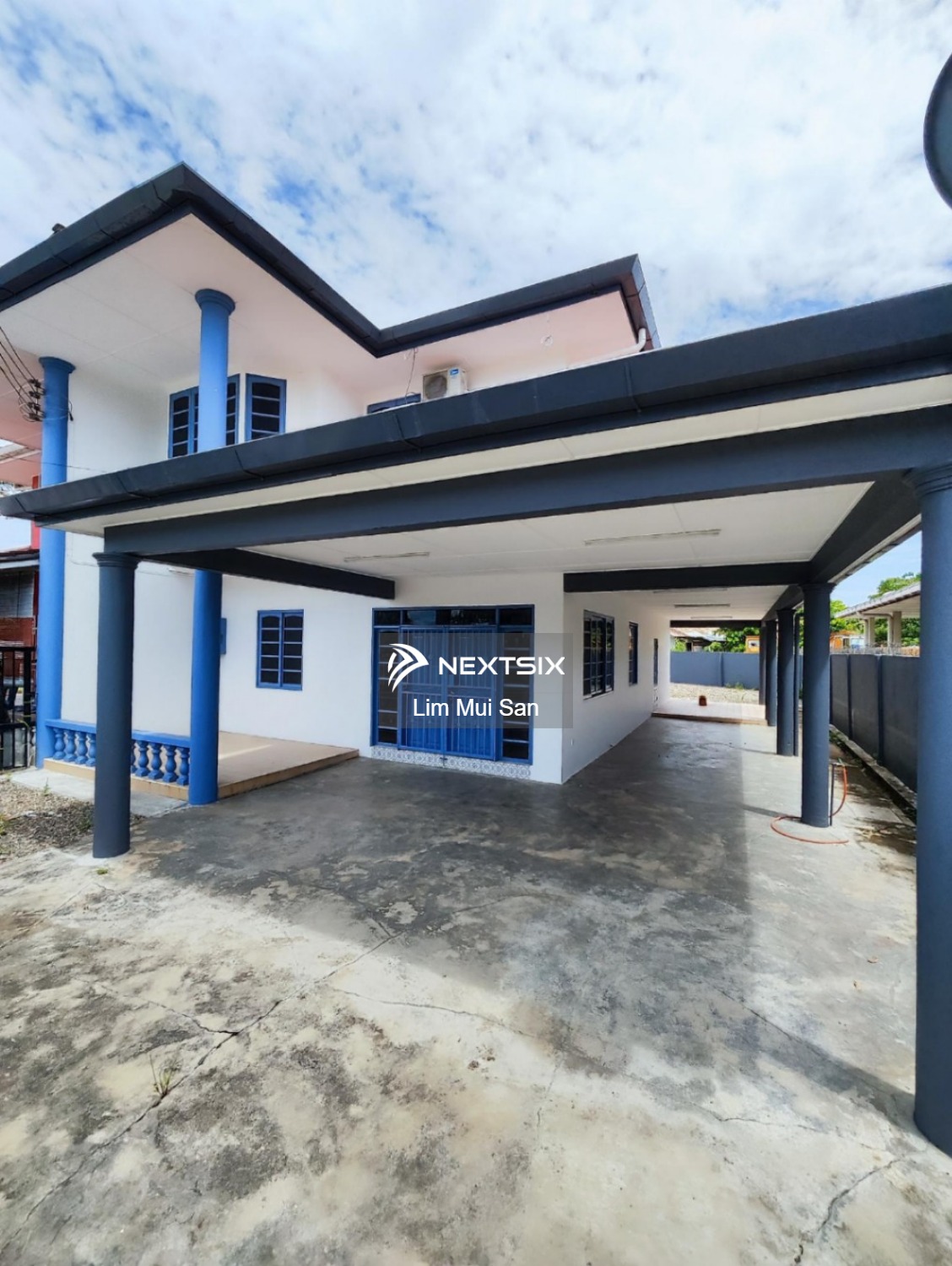 Semi-detached House For Sale in Kuching Sarawak